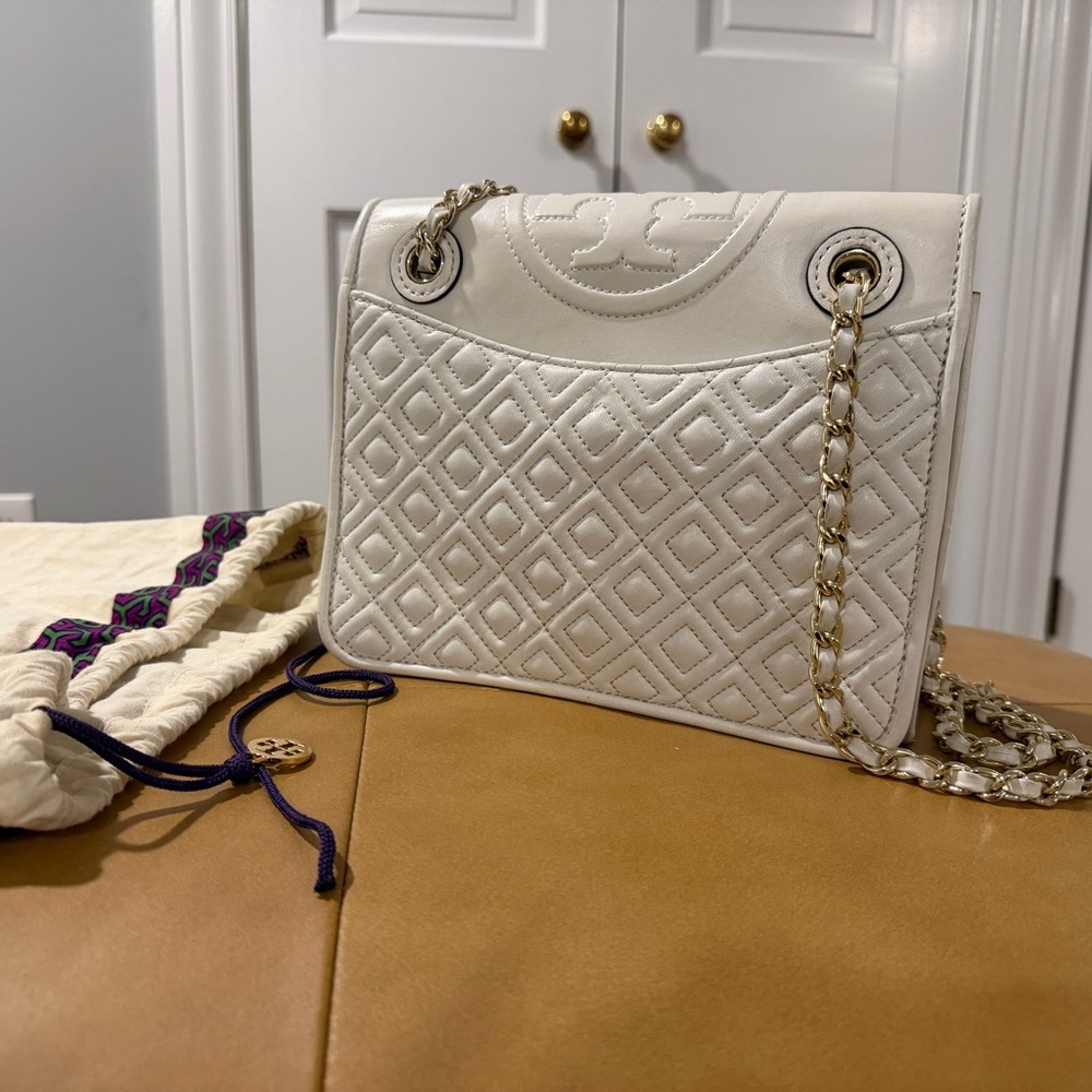 Tory Burch White Leather Quilted Flap Handbag